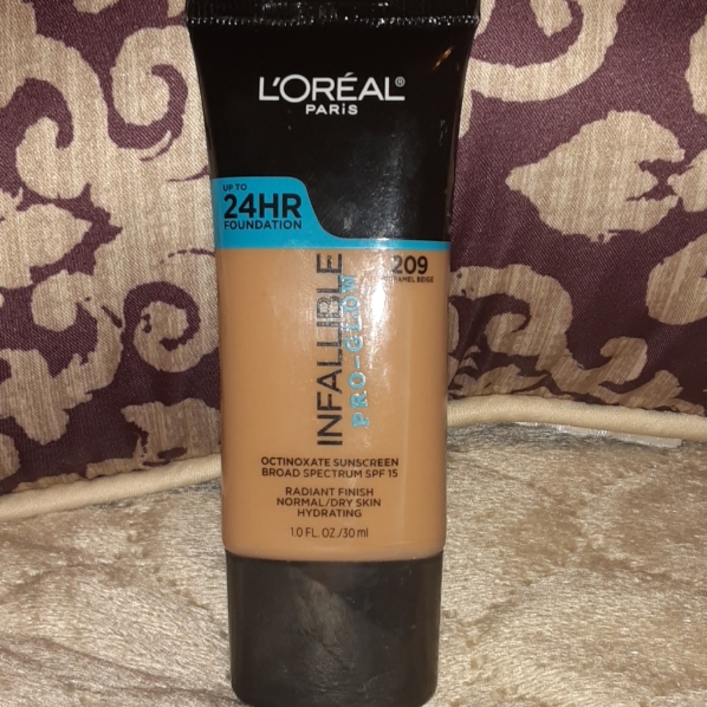 Loreal Infallible Pro Glow 24hr Foundation